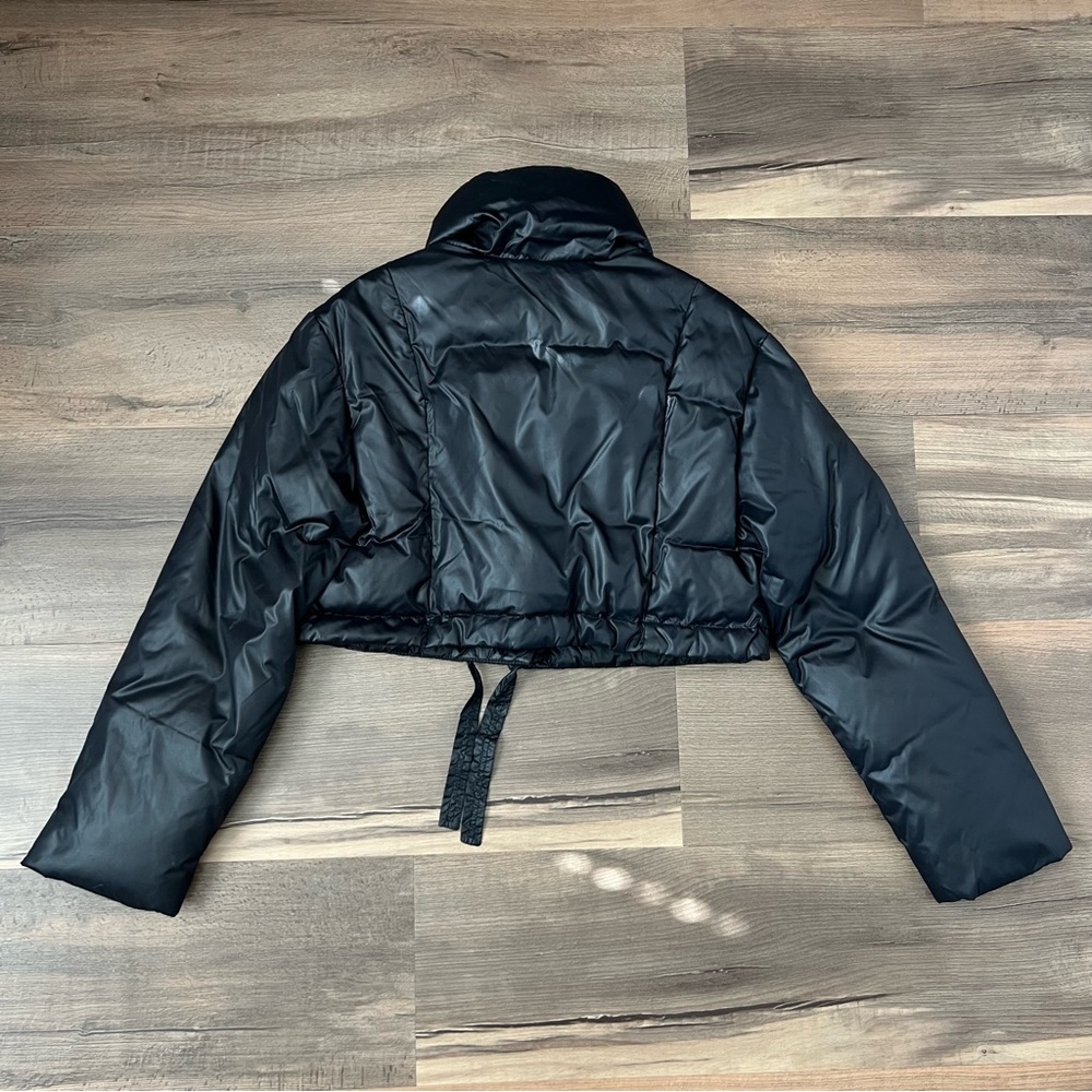 Y2K The Gap Women's Cropped Down Puffer Jacket - Black - Size Medium - Picture 16 of 16